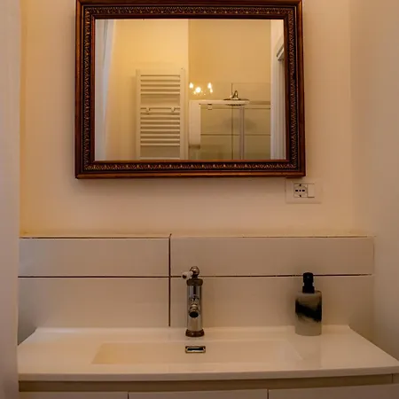 아파트 Piazza Unita, Casa Luminosa Con Balcone With Ac 트리에스테